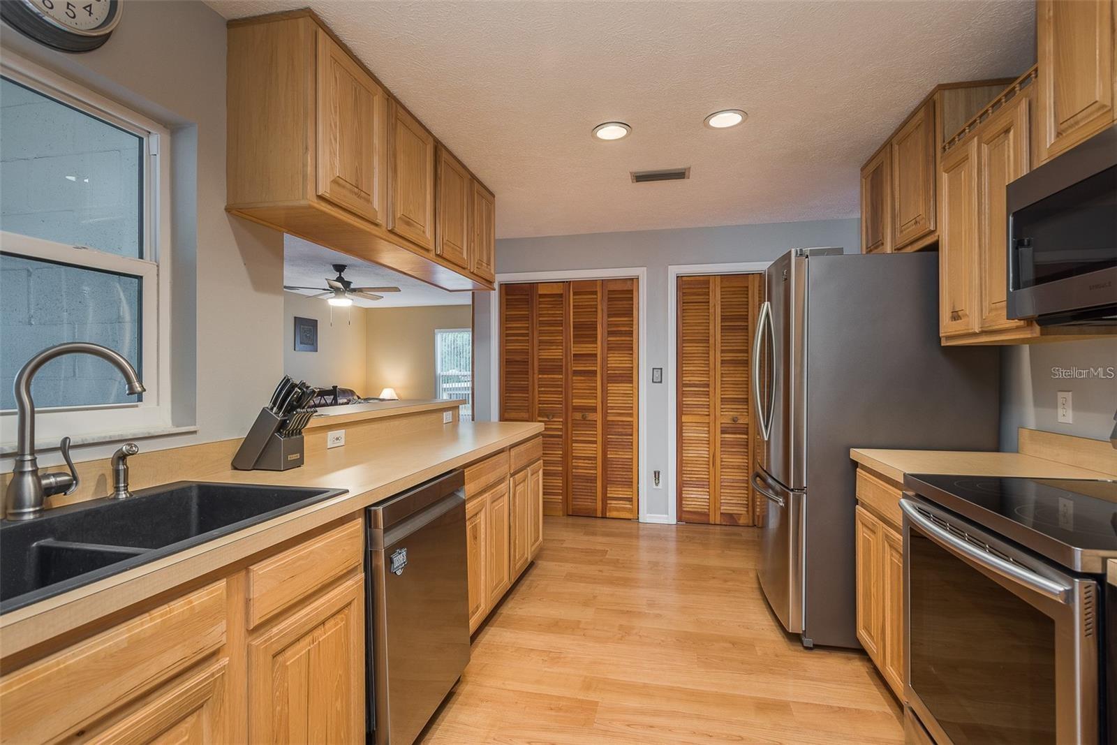 18619 YOKAM AVE, LUTZ, FL, 33549