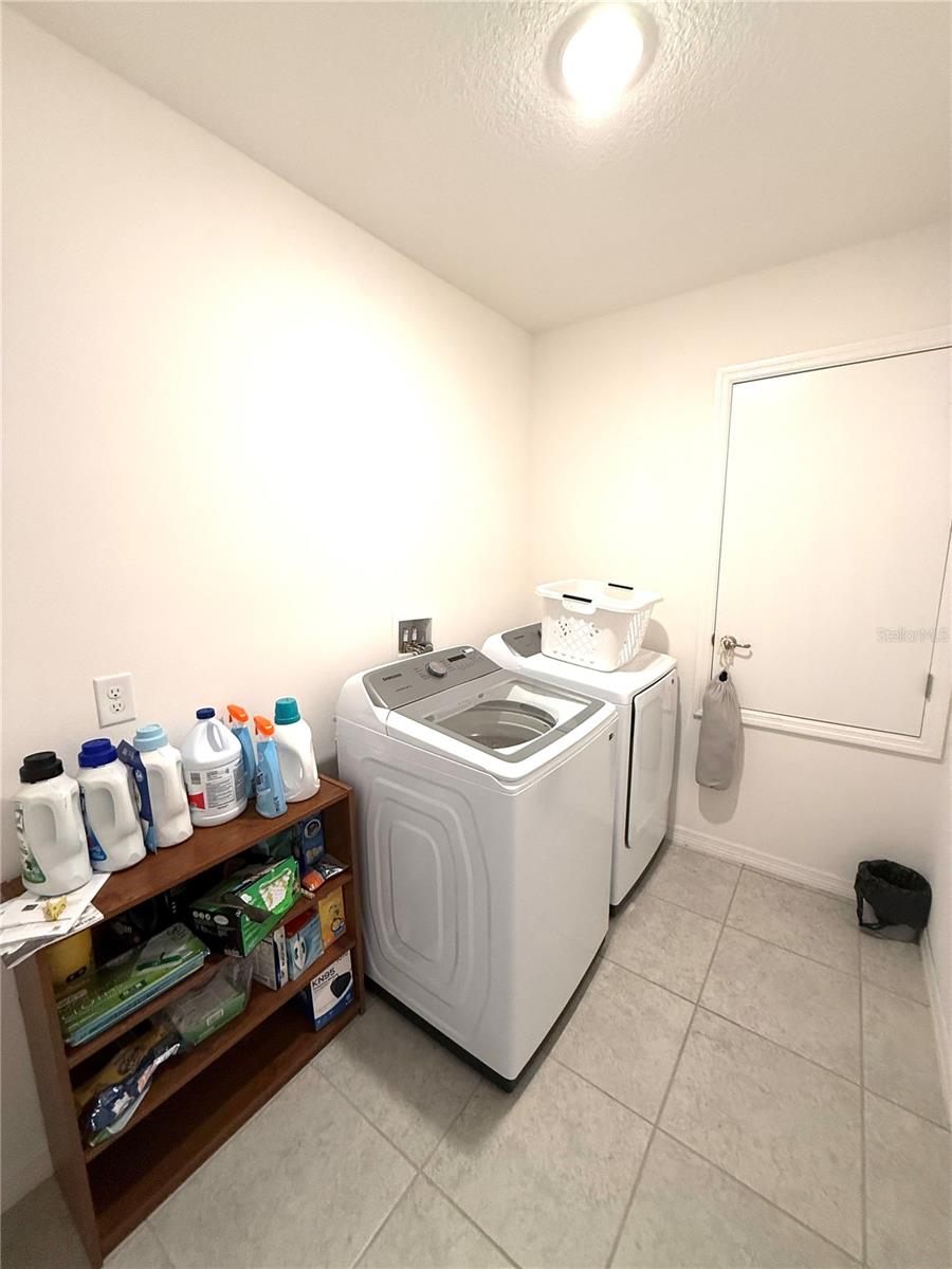 6615 RHYTHM DR, MASCOTTE, FL, 34753