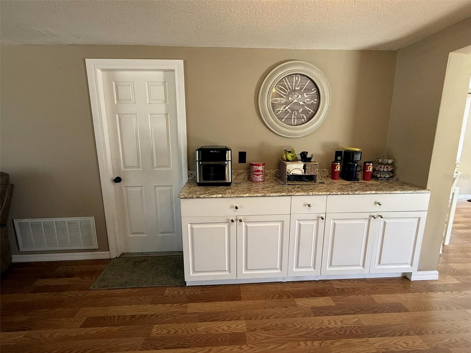 9721 LAKE CHRISE LN, PORT RICHEY, FL, 34668