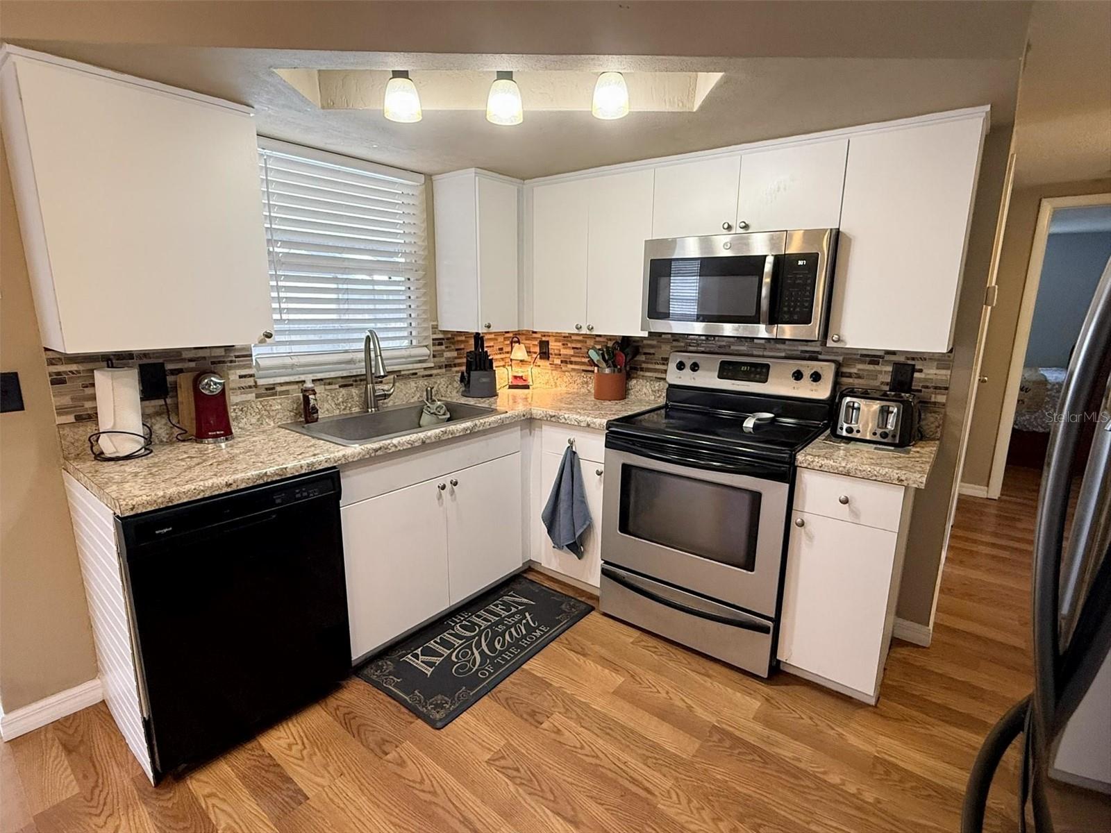 9721 LAKE CHRISE LN, PORT RICHEY, FL, 34668