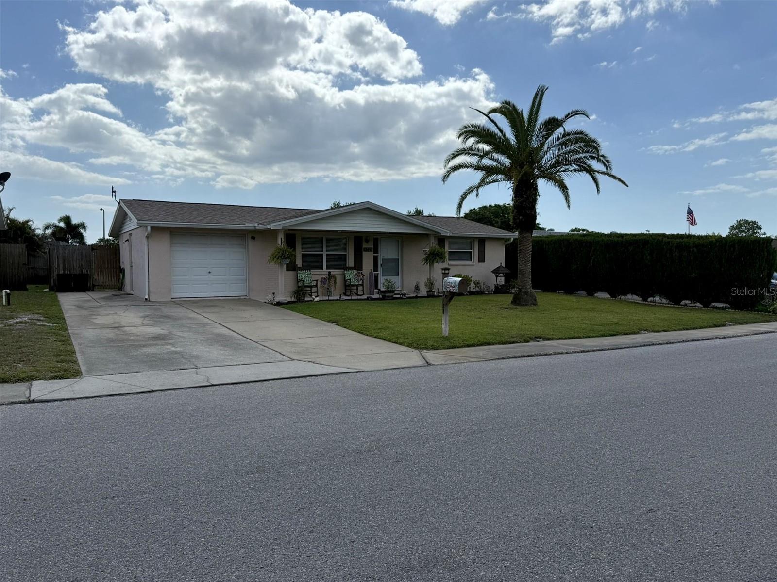 9721 LAKE CHRISE LN, PORT RICHEY, FL, 34668