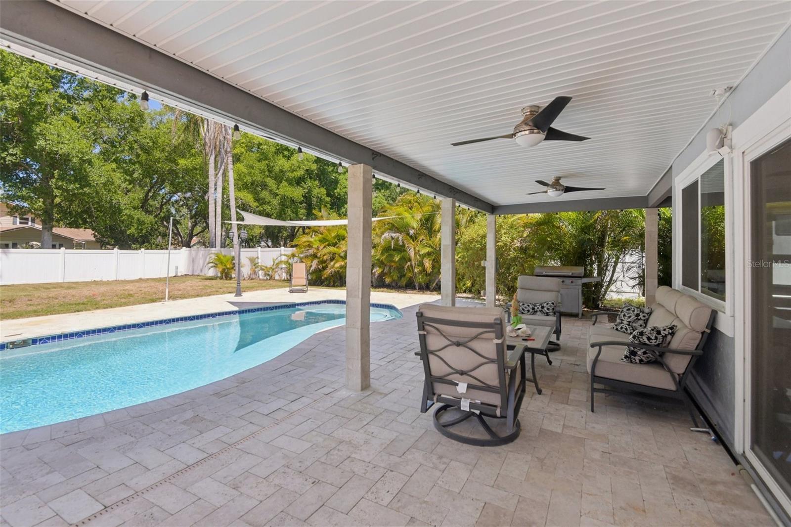 10000 W BAY ST, SEMINOLE, FL, 33776