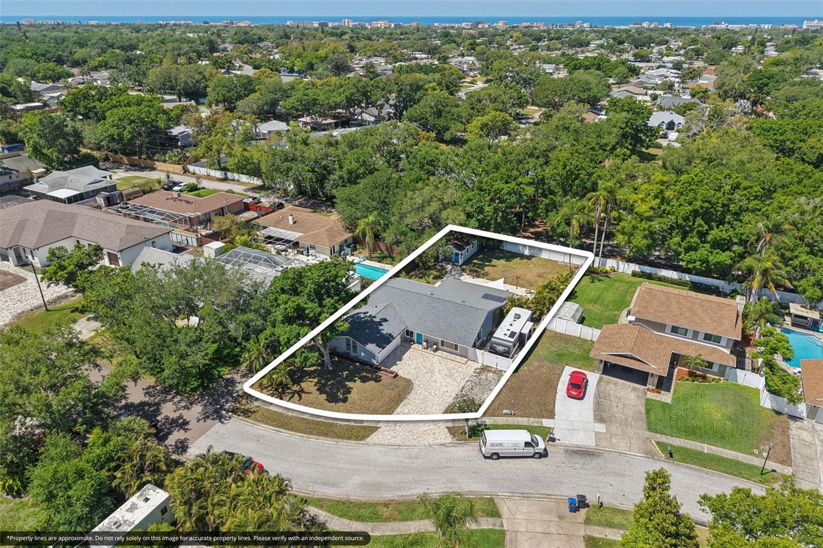 10000 W BAY ST, SEMINOLE, FL, 33776