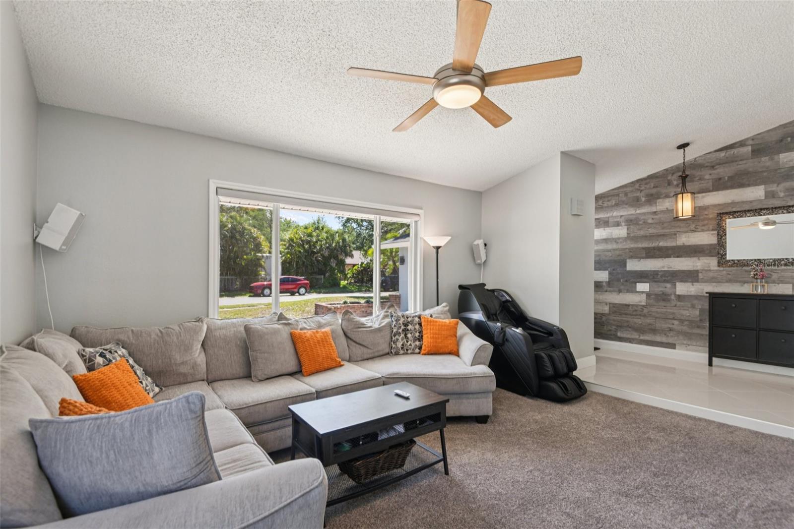 10000 W BAY ST, SEMINOLE, FL, 33776