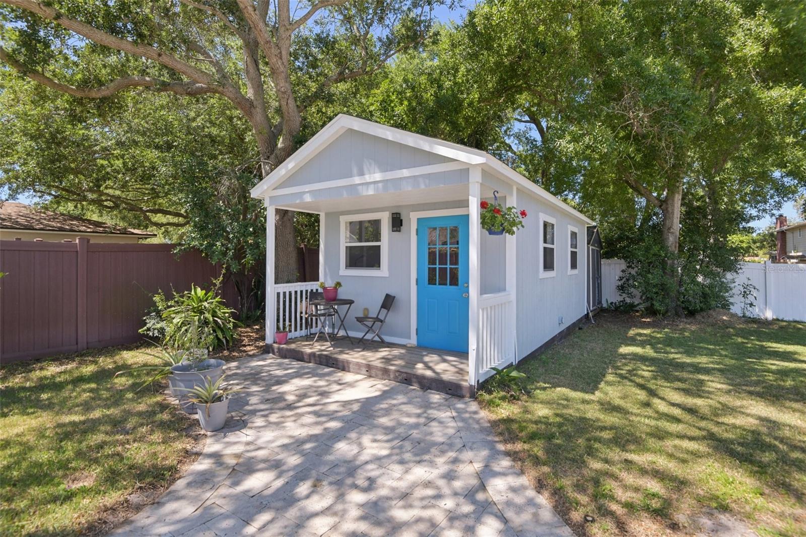 10000 W BAY ST, SEMINOLE, FL, 33776