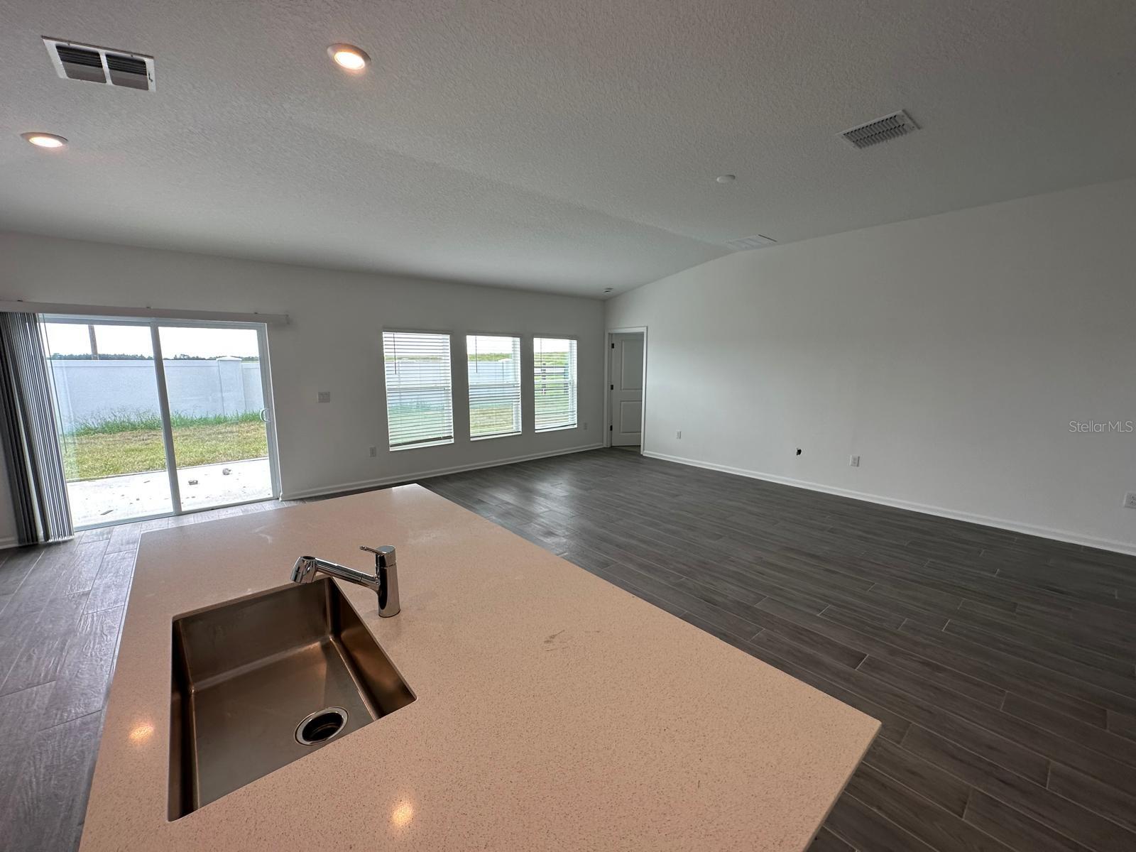 652 TROTTERS DR, EAGLE LAKE, FL, 33839