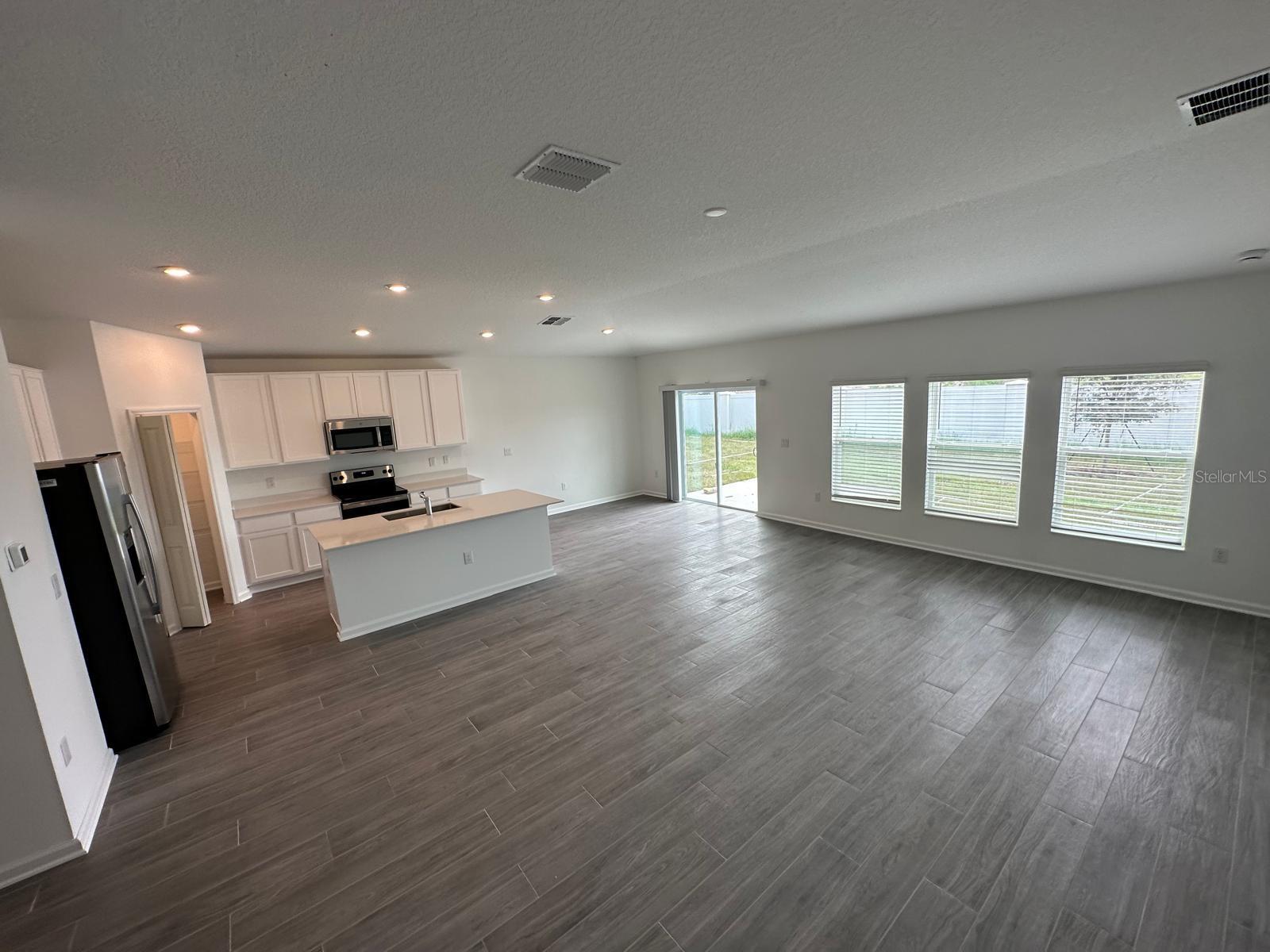 652 TROTTERS DR, EAGLE LAKE, FL, 33839