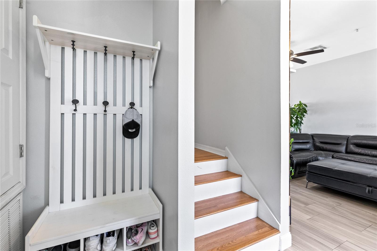 6187 CHAPLEDALE DR, ORLANDO, FL, 32829