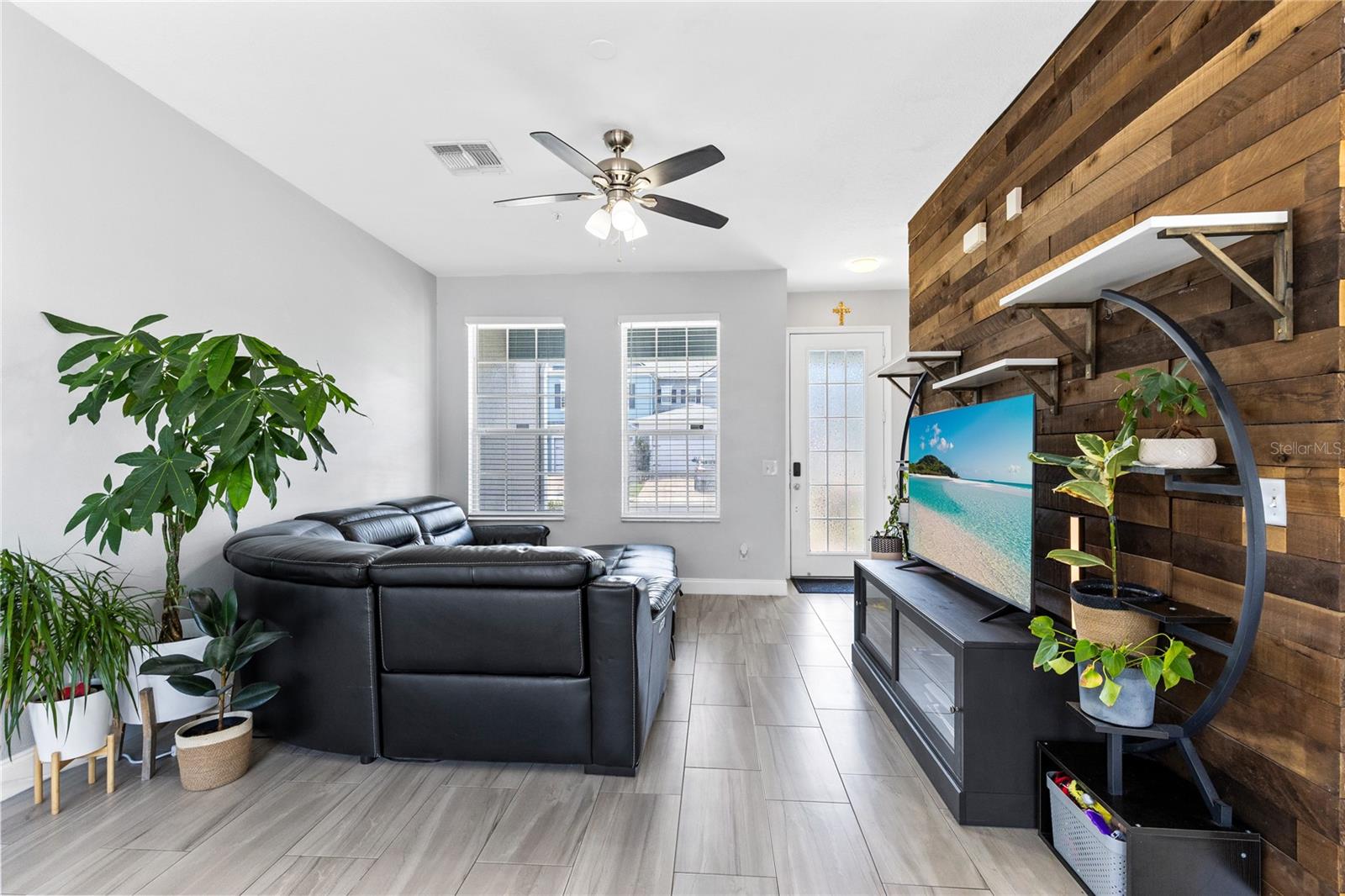 6187 CHAPLEDALE DR, ORLANDO, FL, 32829