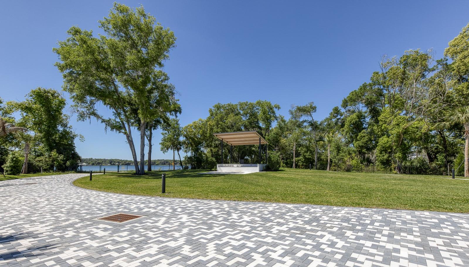 1241 TRIDENT LOOP, DELAND, FL, 32724