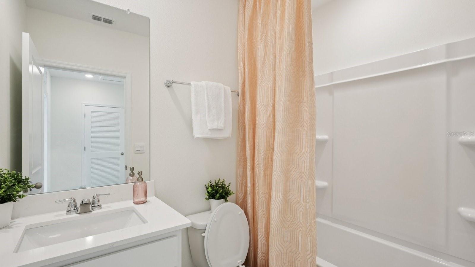 31185 MIDNIGHT SUN WAY, WESLEY CHAPEL, FL, 33545