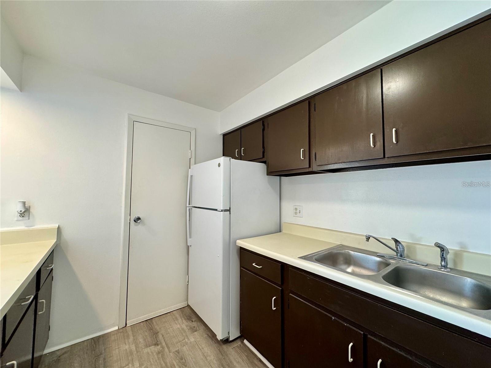 2632 HIDDEN LAKE DR N #E, SARASOTA, FL, 34237