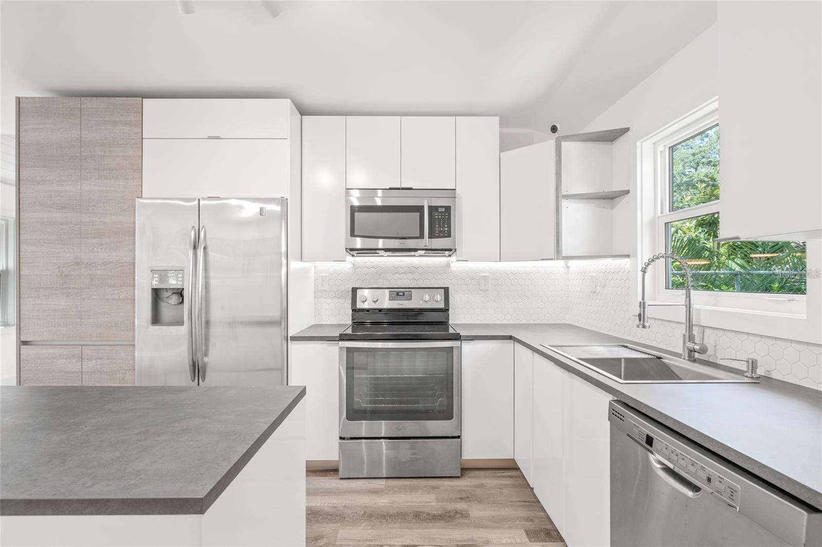 6907 20TH ST, TAMPA, FL, 33610