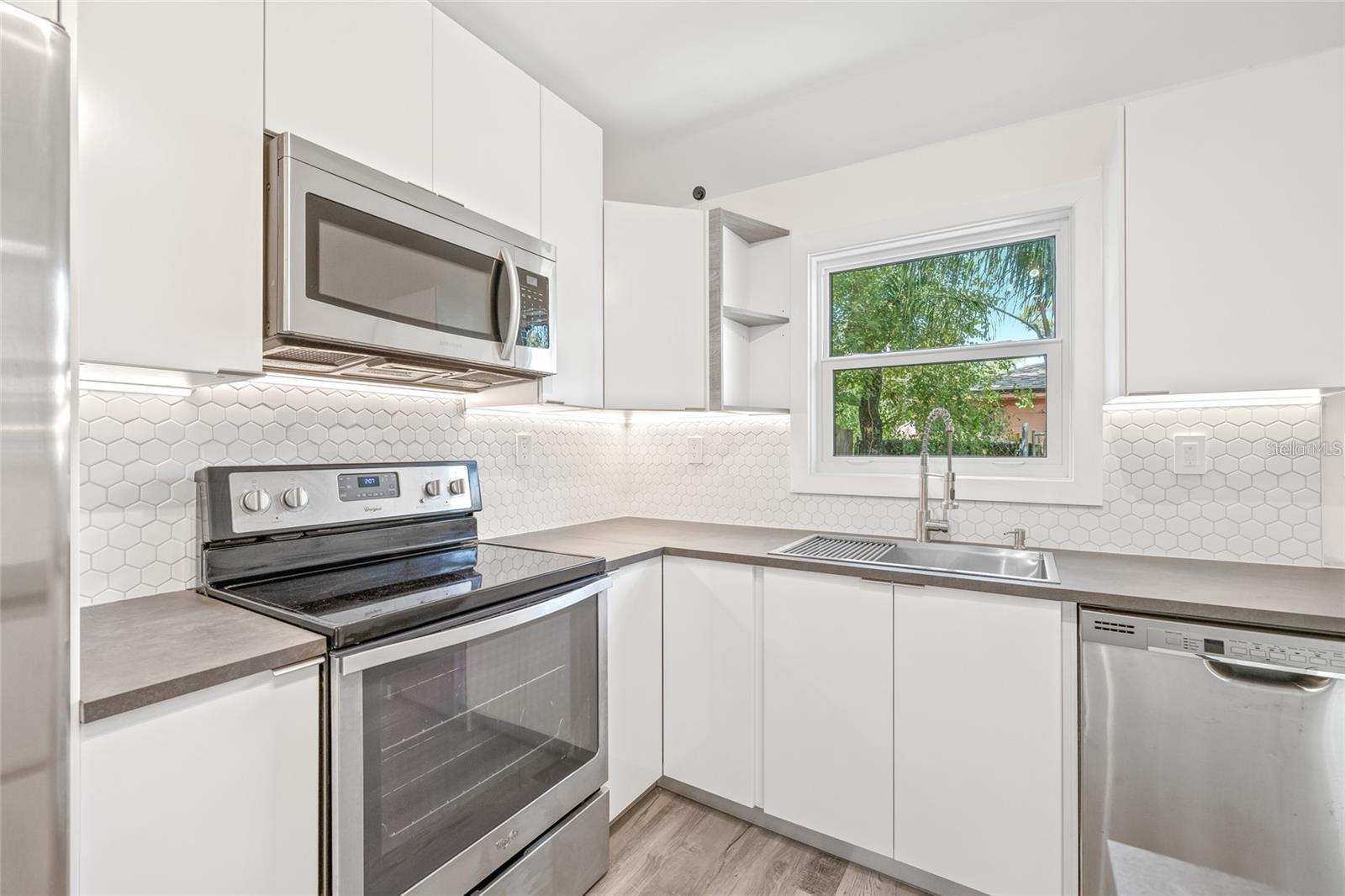 6907 20TH ST, TAMPA, FL, 33610