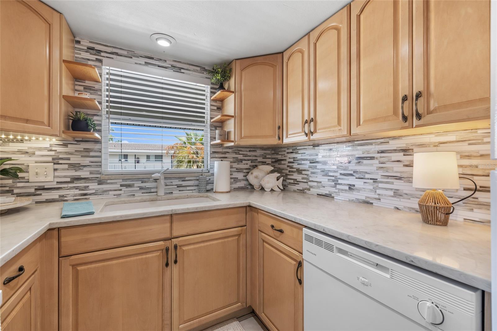 4580 OVERLOOK DR NE #293, ST PETERSBURG, FL, 33703