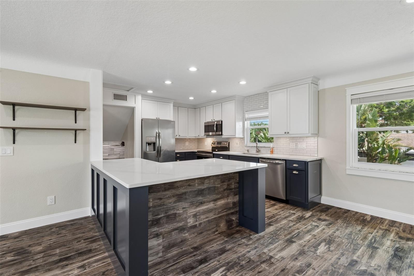 13548 BELLEWOOD AVE, SEMINOLE, FL, 33776