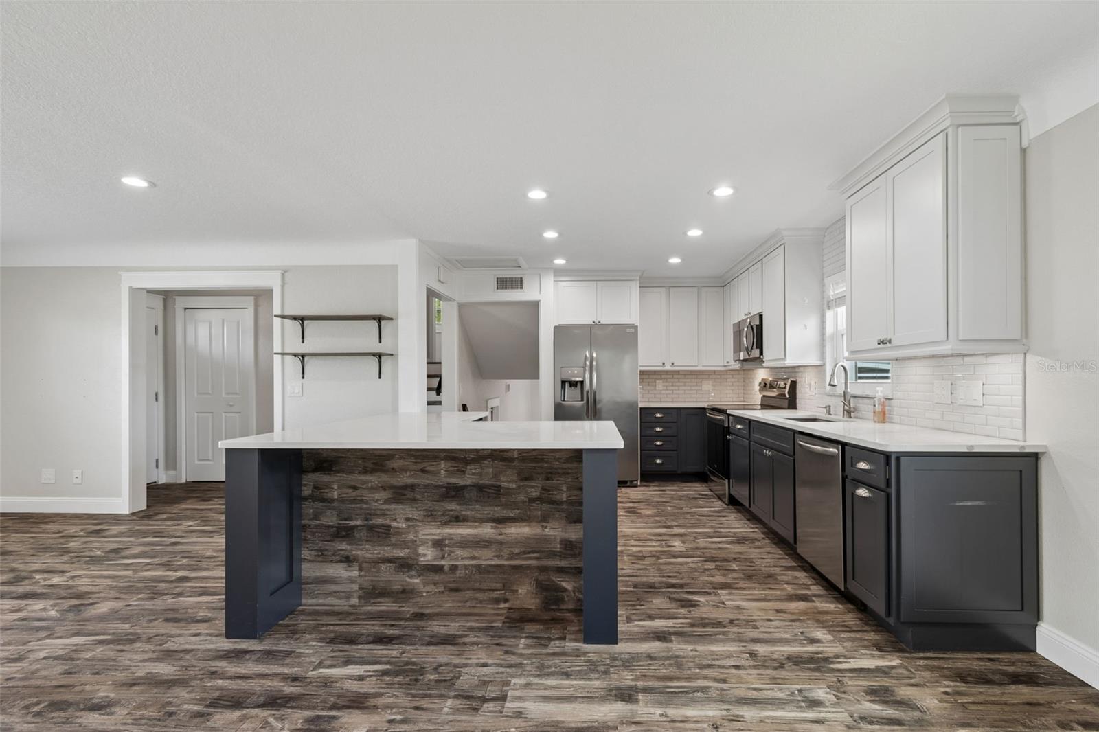 13548 BELLEWOOD AVE, SEMINOLE, FL, 33776