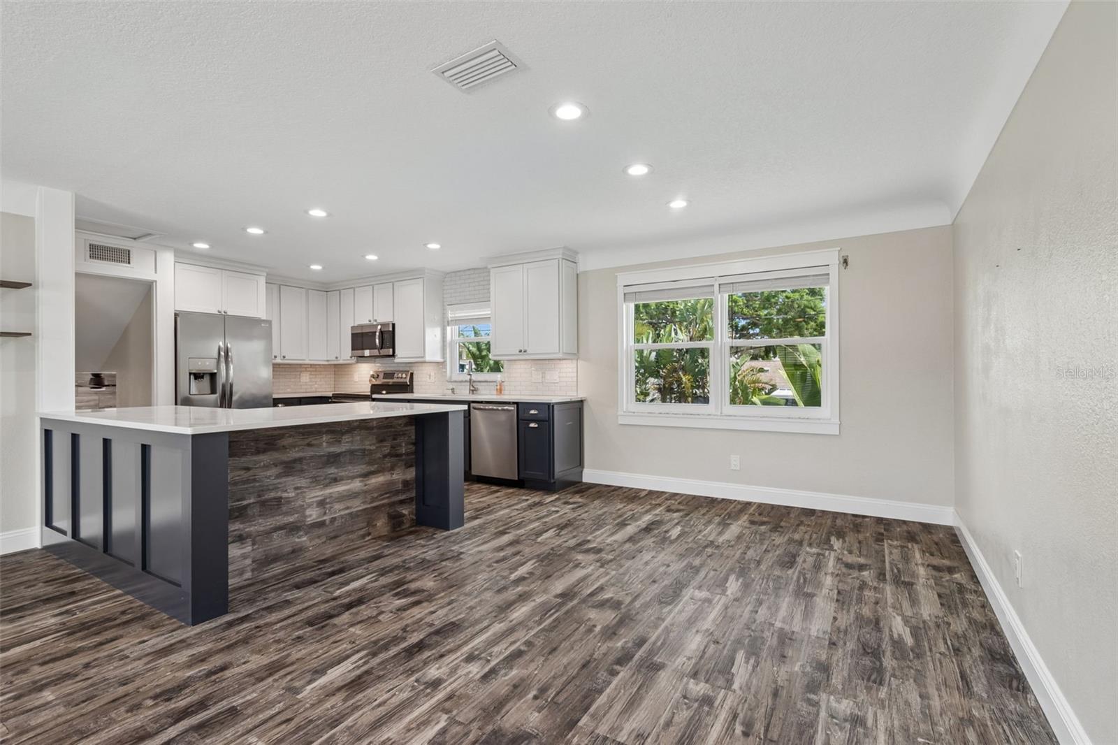 13548 BELLEWOOD AVE, SEMINOLE, FL, 33776