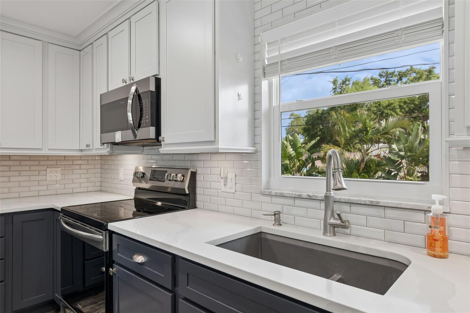 13548 BELLEWOOD AVE, SEMINOLE, FL, 33776