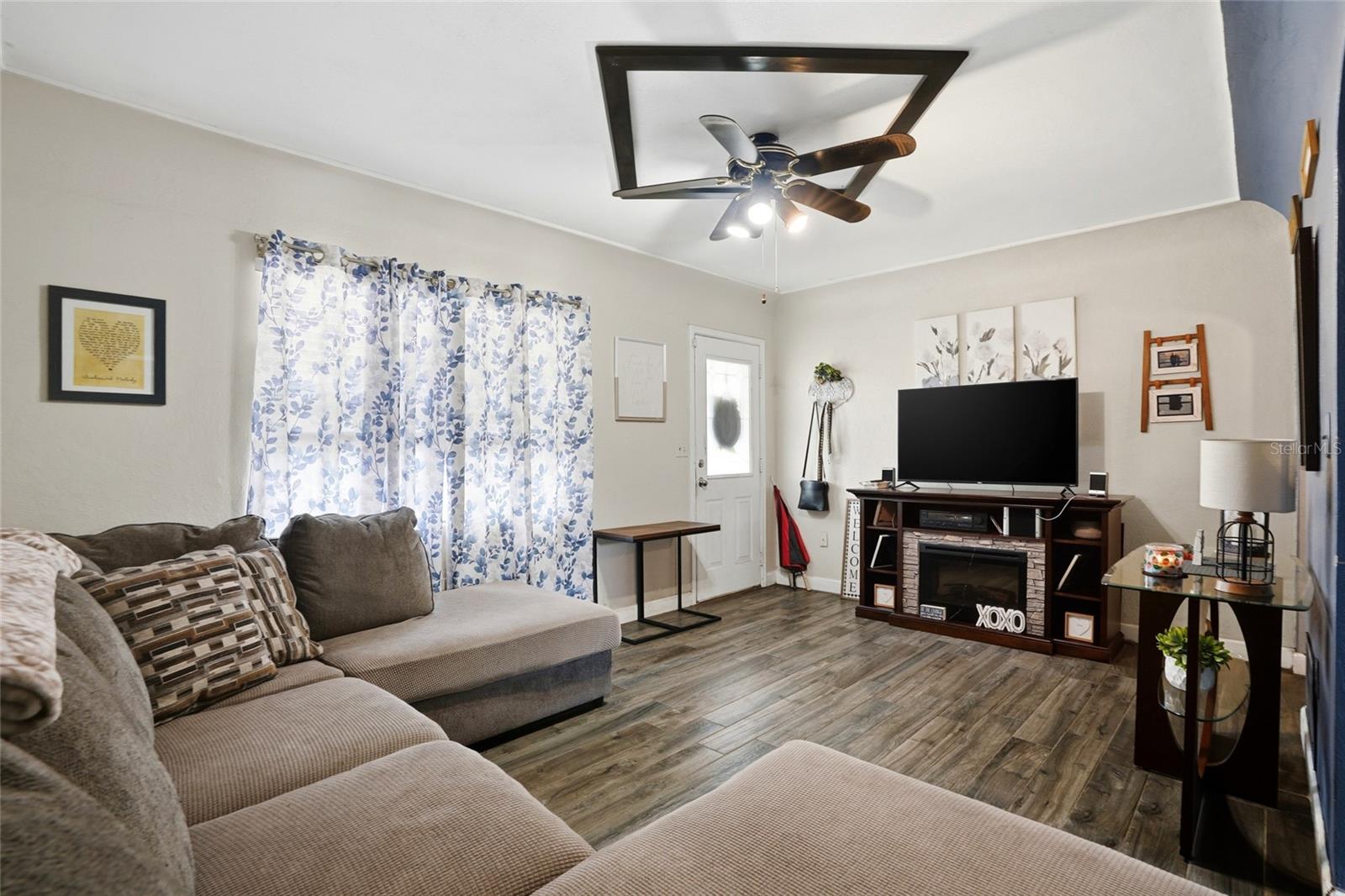 10895 71ST AVE, SEMINOLE, FL, 33772