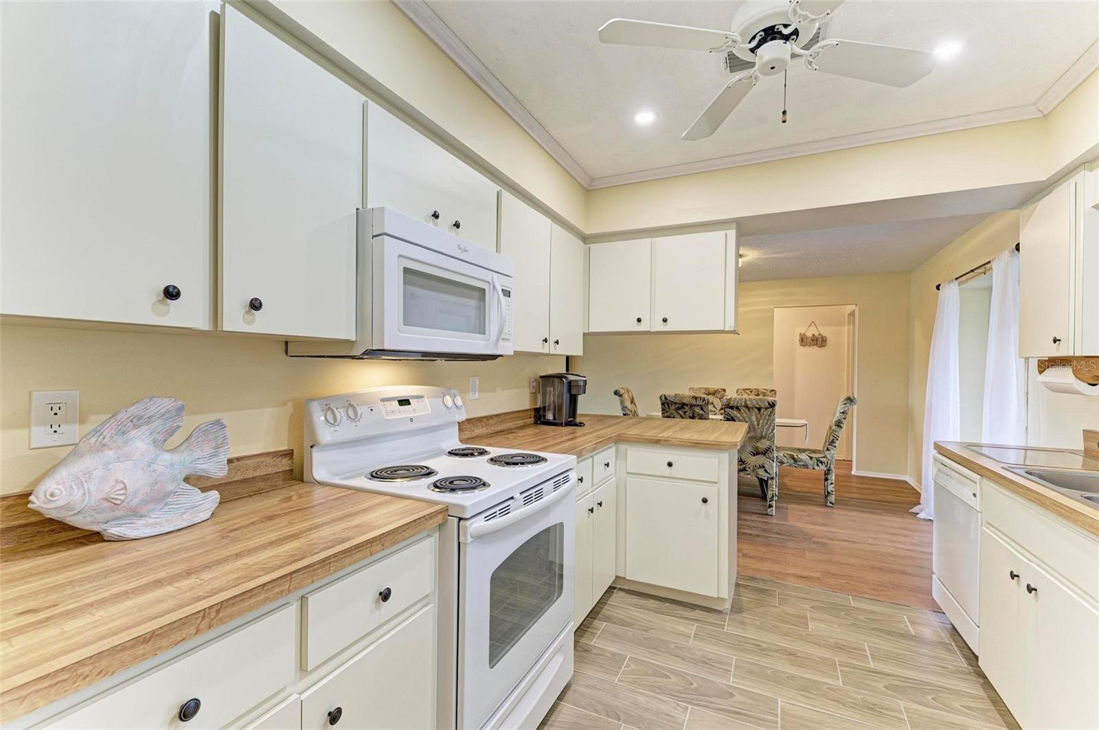 1640 SATURN RD, VENICE, FL, 34293