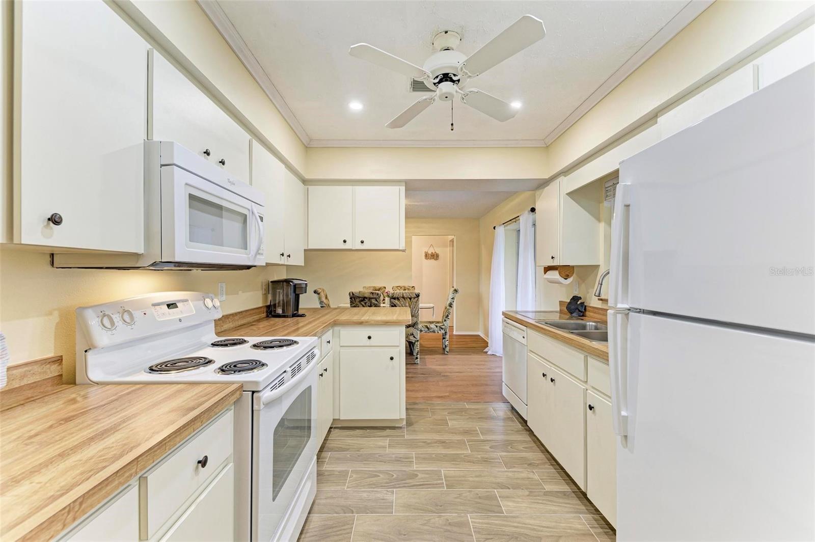 1640 SATURN RD, VENICE, FL, 34293