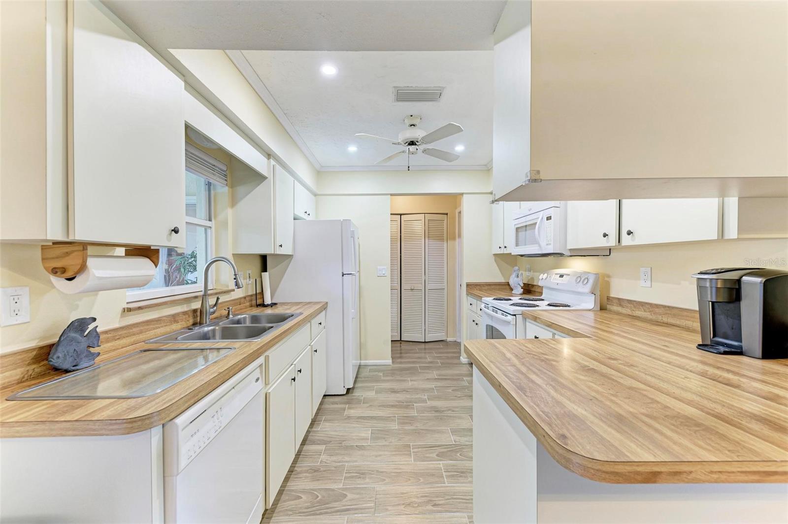 1640 SATURN RD, VENICE, FL, 34293