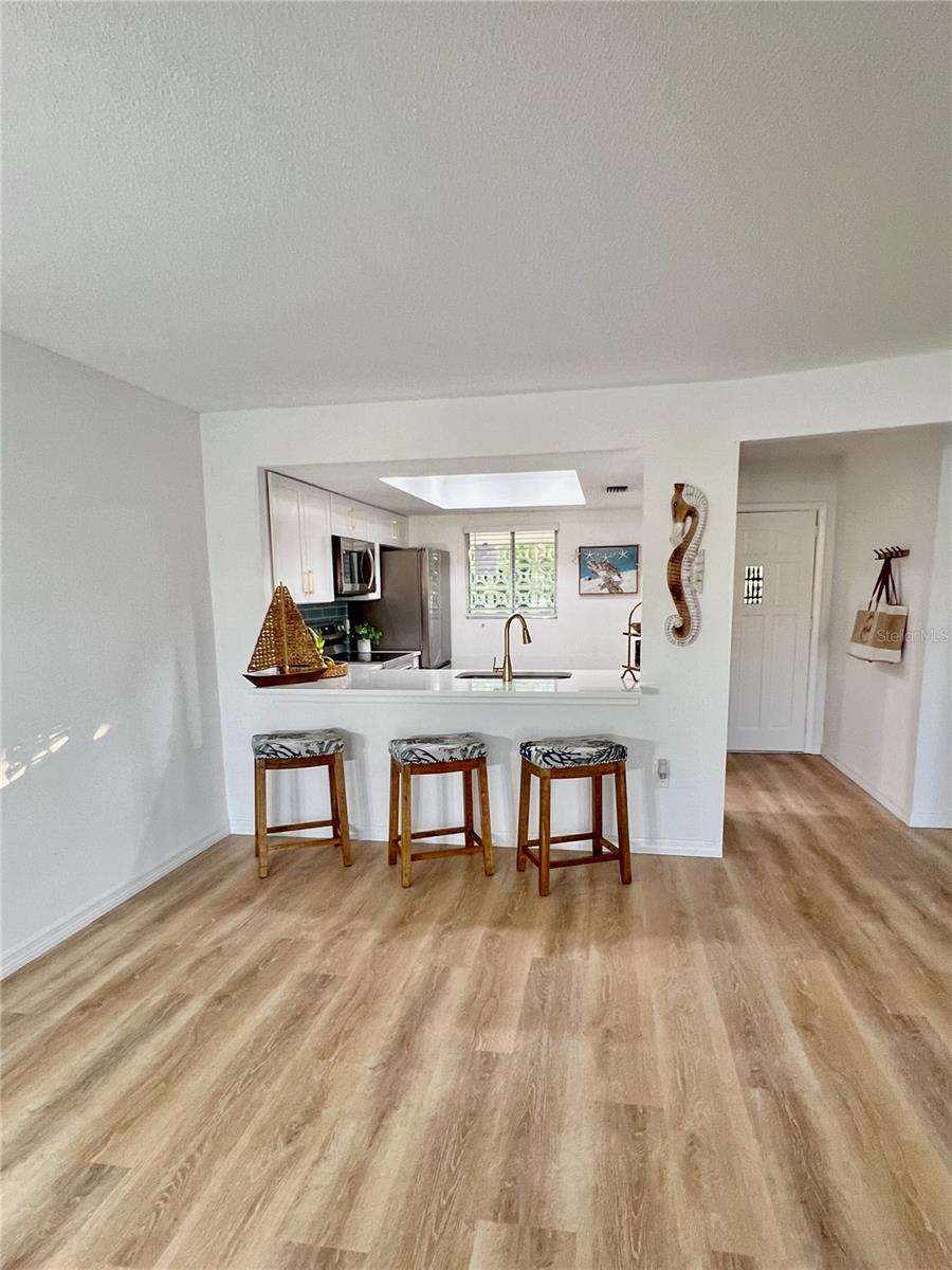 3504 BENEVA RD #206, SARASOTA, FL, 34232