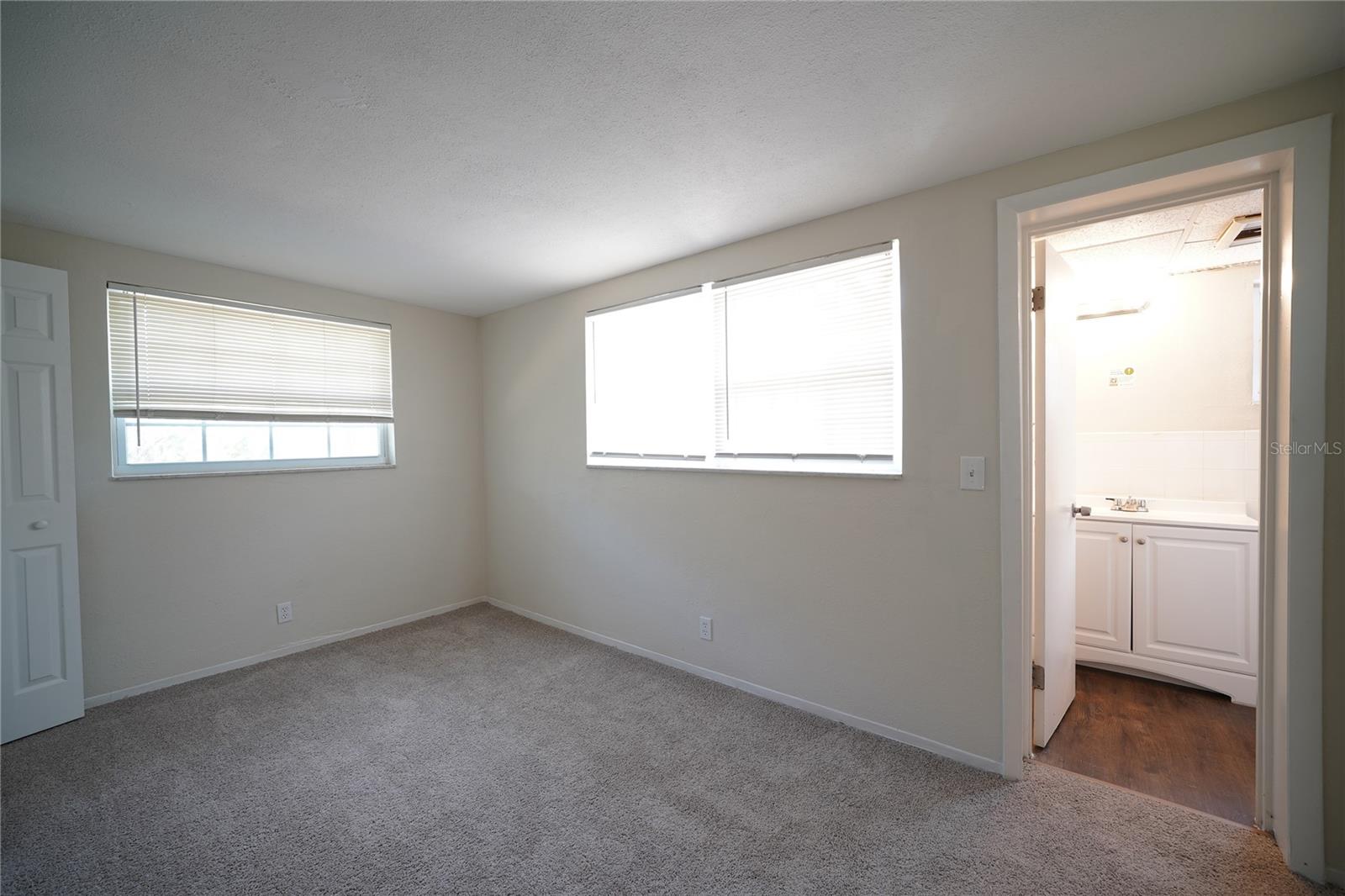 2312 32ND AVE N, ST PETERSBURG, FL, 33713