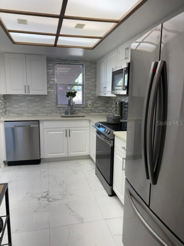 9700 STARKEY RD #113, SEMINOLE, FL, 33777