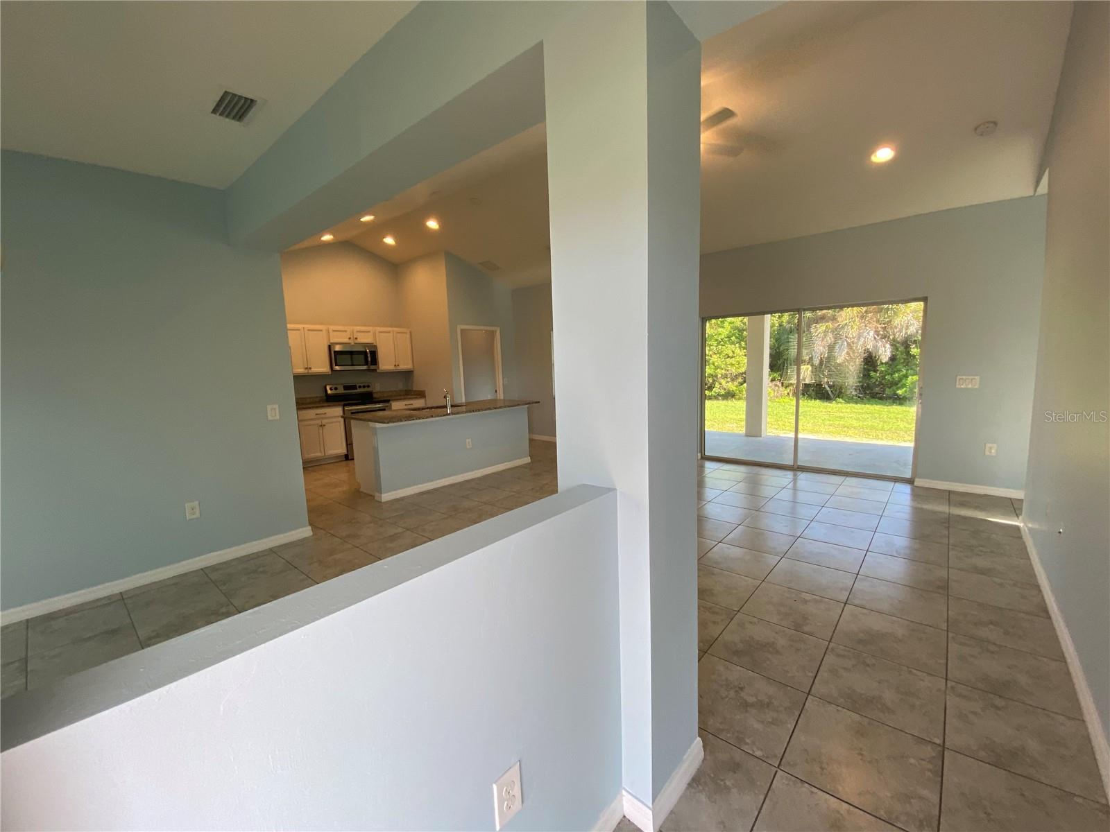 18235 EAU GALLIE CIR, PORT CHARLOTTE, FL, 33948