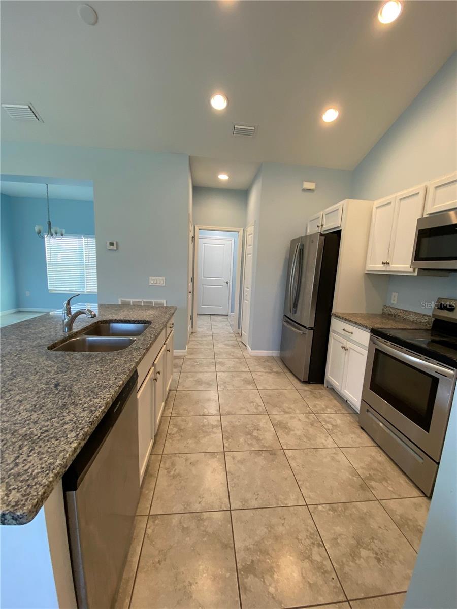 18235 EAU GALLIE CIR, PORT CHARLOTTE, FL, 33948