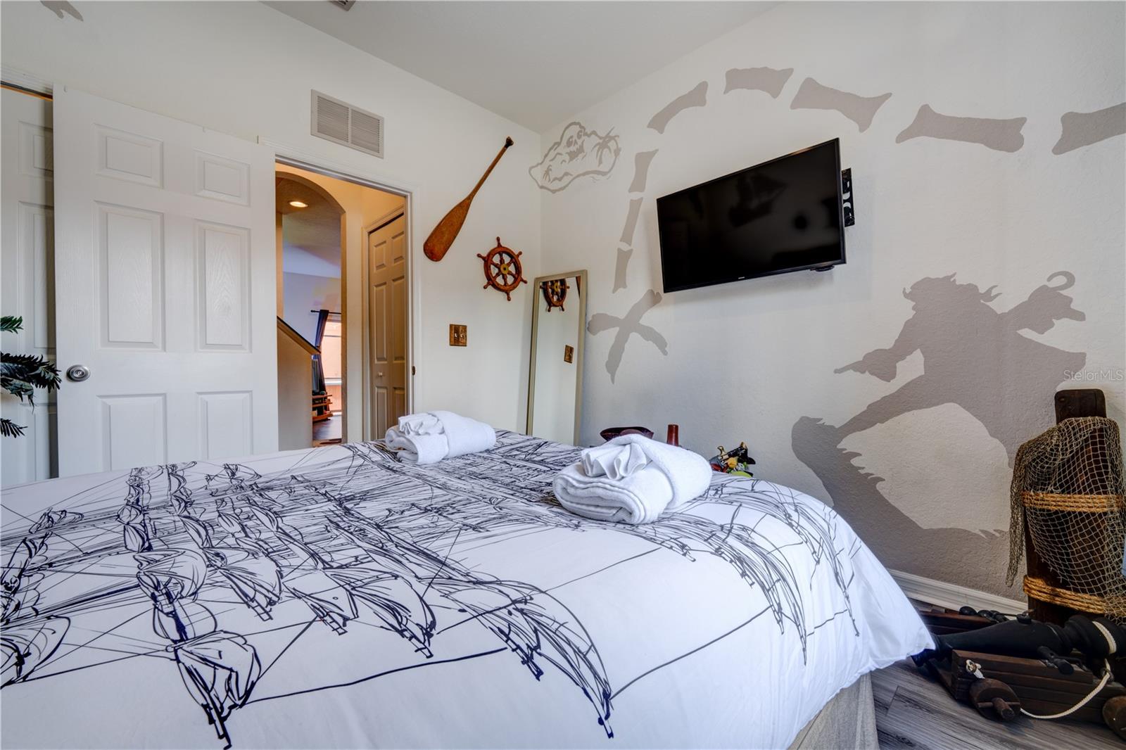 2720 ROADSTER, KISSIMMEE, FL, 34746