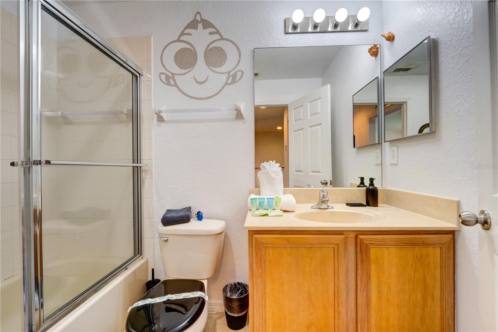 2720 ROADSTER, KISSIMMEE, FL, 34746