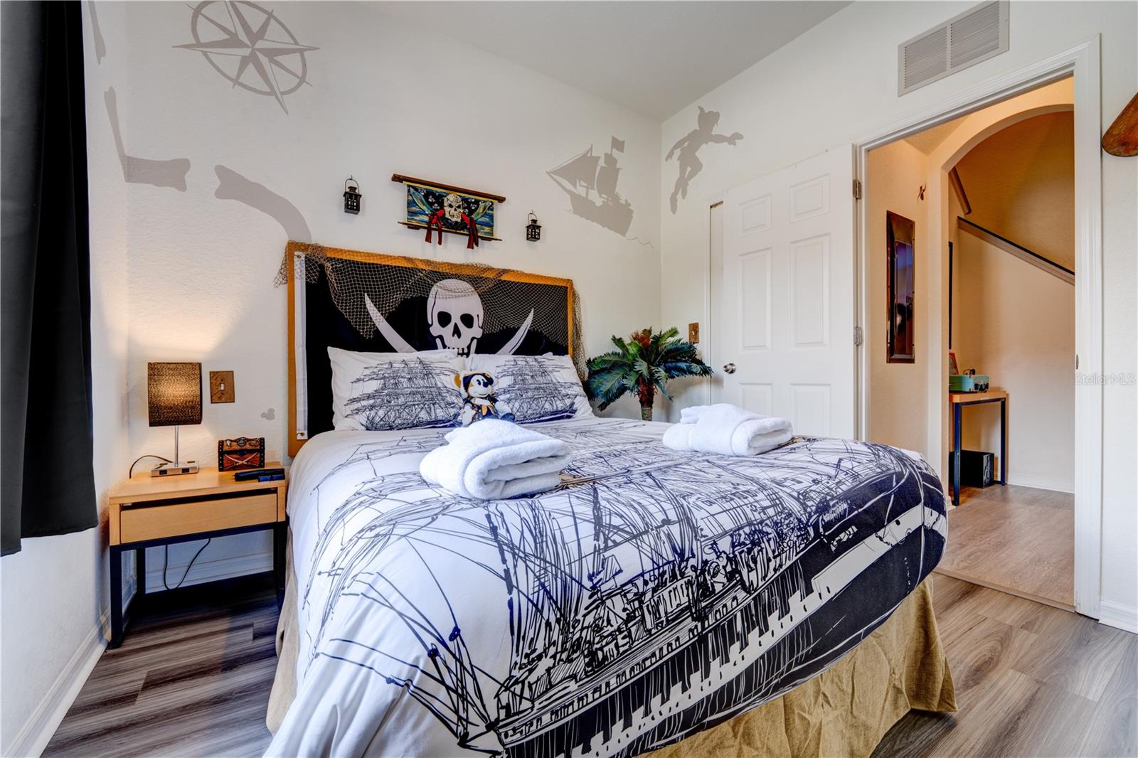 2720 ROADSTER, KISSIMMEE, FL, 34746