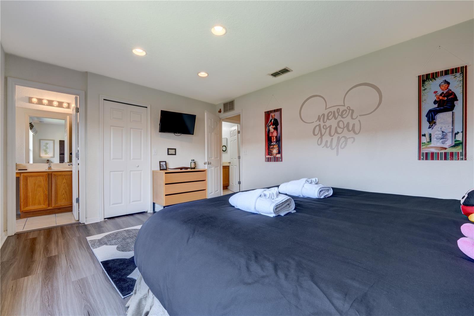 2720 ROADSTER, KISSIMMEE, FL, 34746