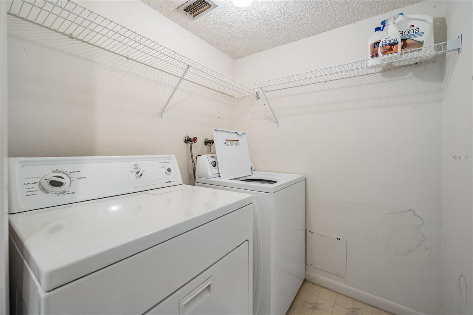 225 COUNTRY CLUB DR #1209, LARGO, FL, 33771