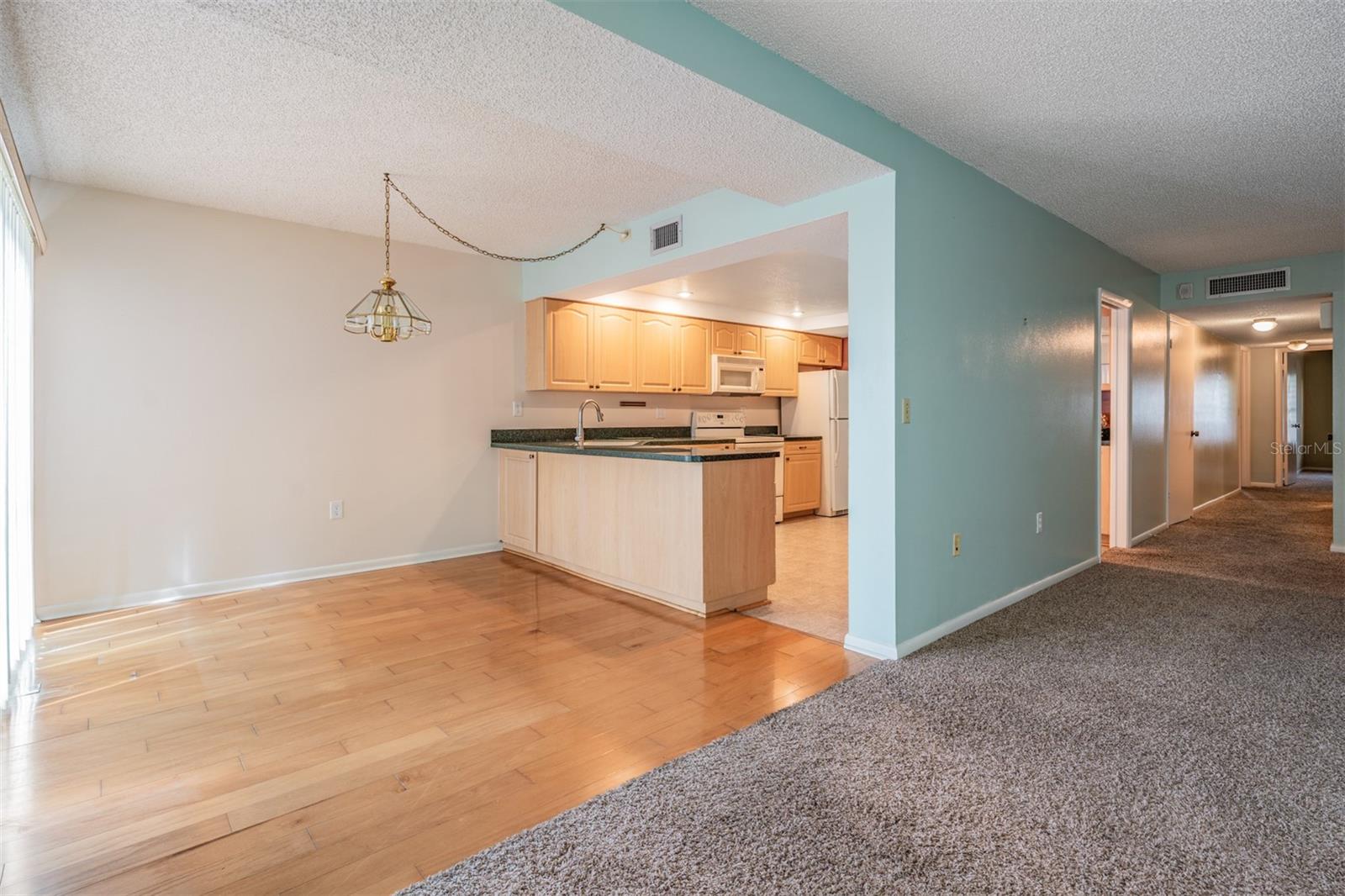 225 COUNTRY CLUB DR #1209, LARGO, FL, 33771