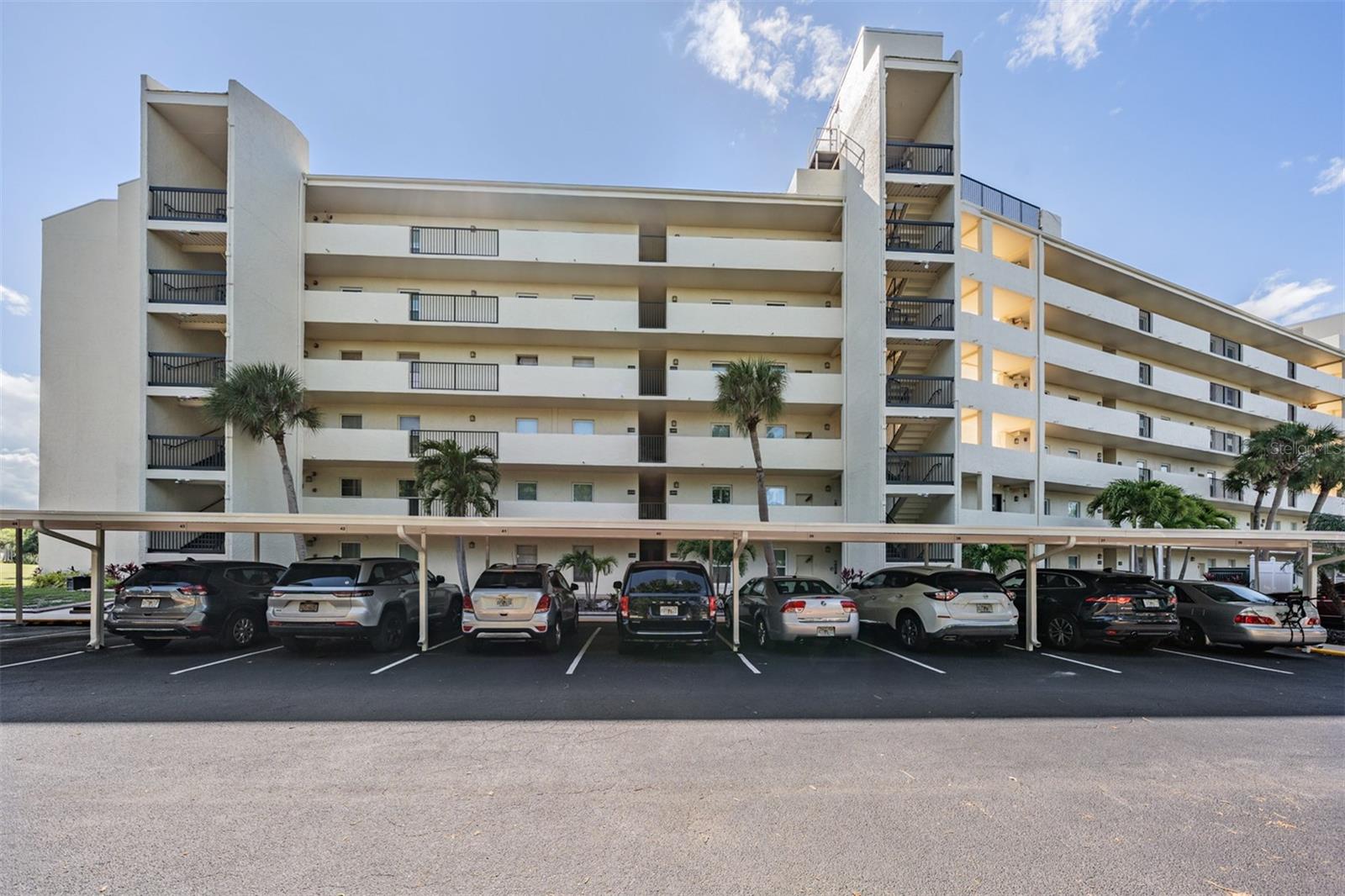 225 COUNTRY CLUB DR #1209, LARGO, FL, 33771