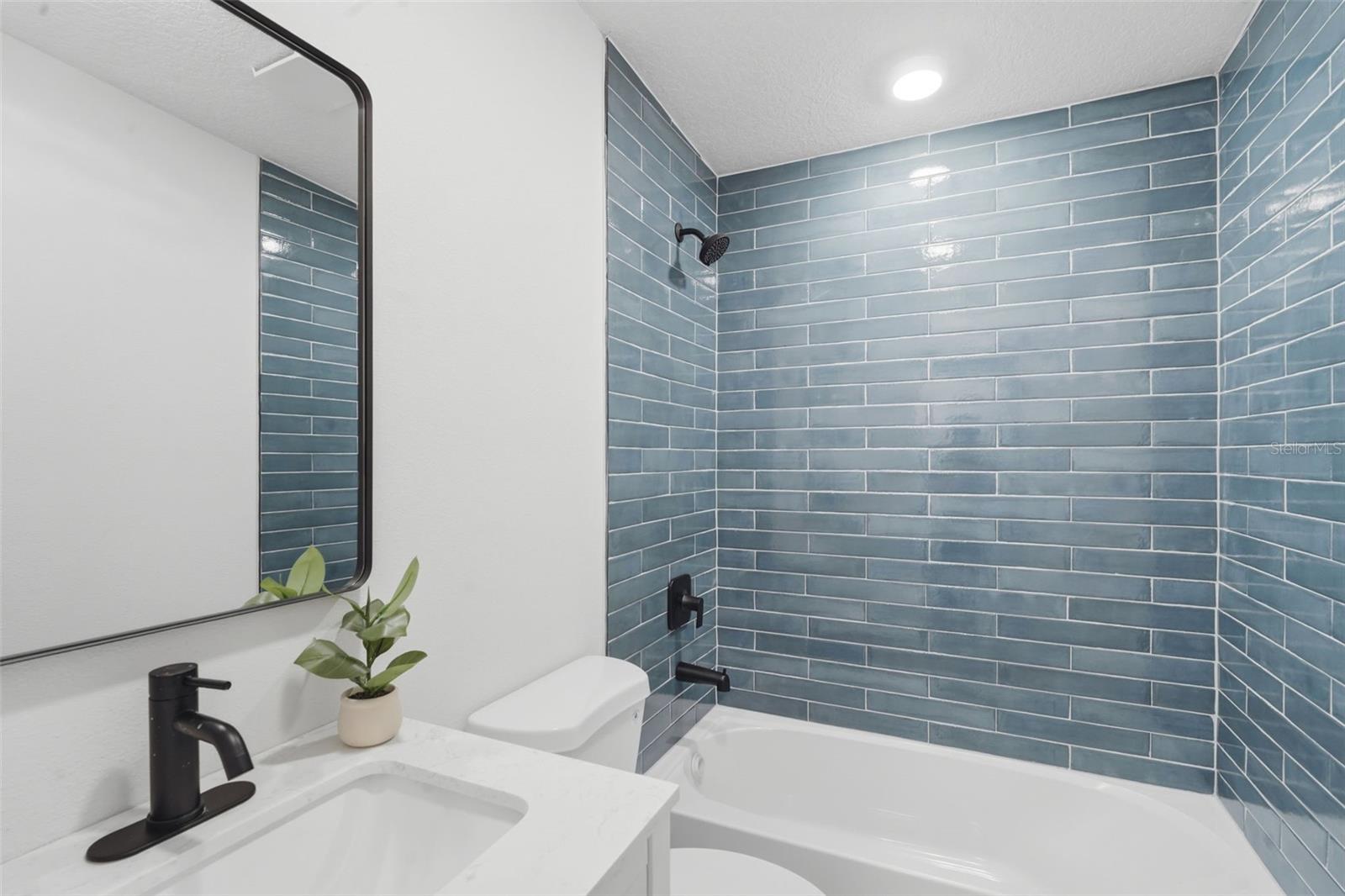 725 LOGAN DR, LONGWOOD, FL, 32750