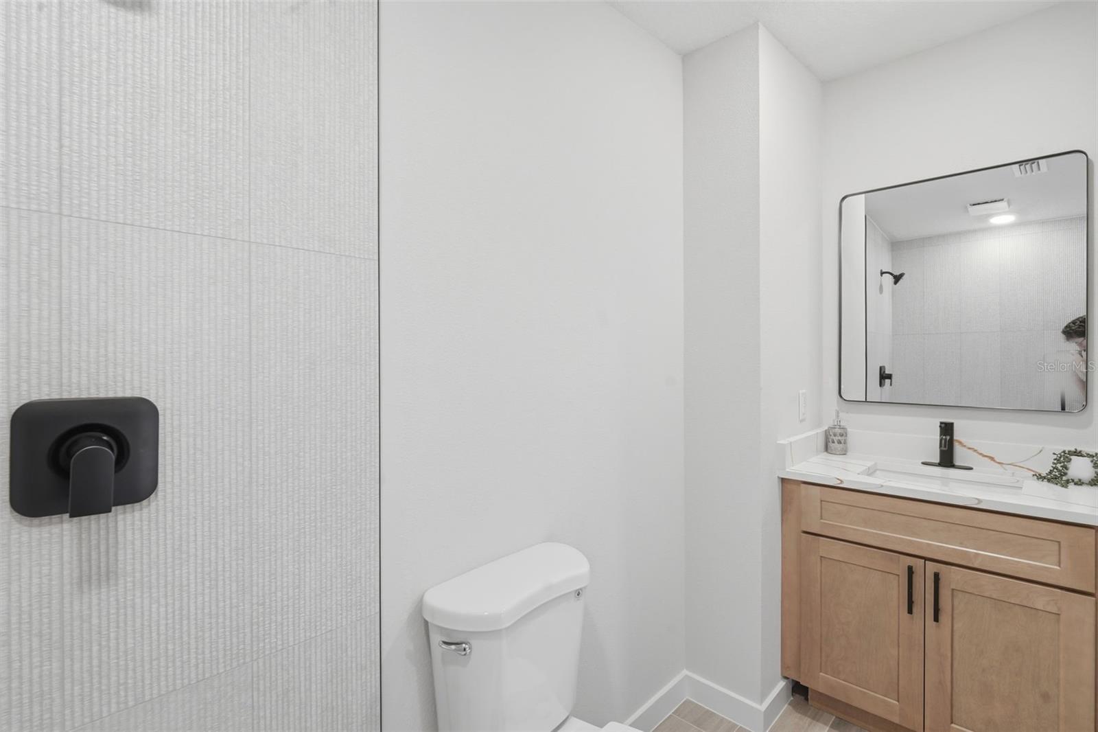 725 LOGAN DR, LONGWOOD, FL, 32750