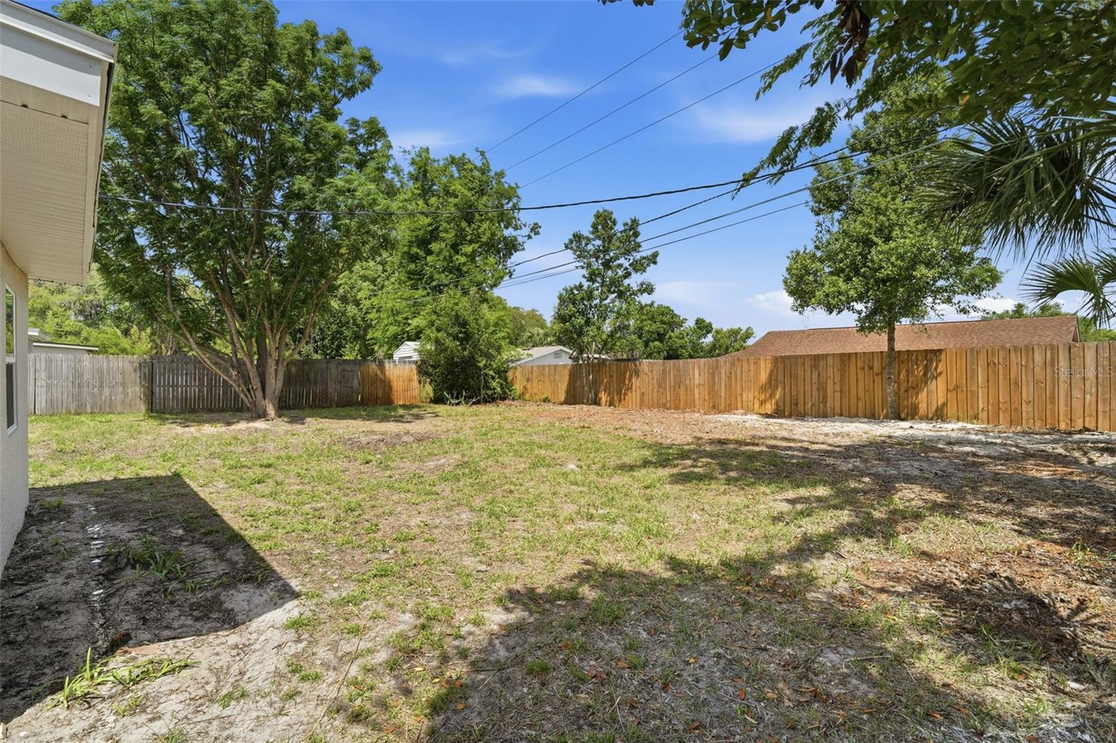 725 LOGAN DR, LONGWOOD, FL, 32750