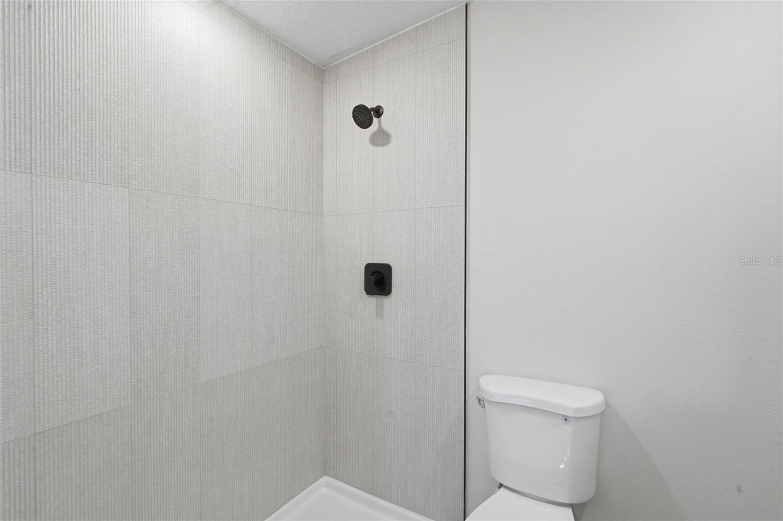 725 LOGAN DR, LONGWOOD, FL, 32750