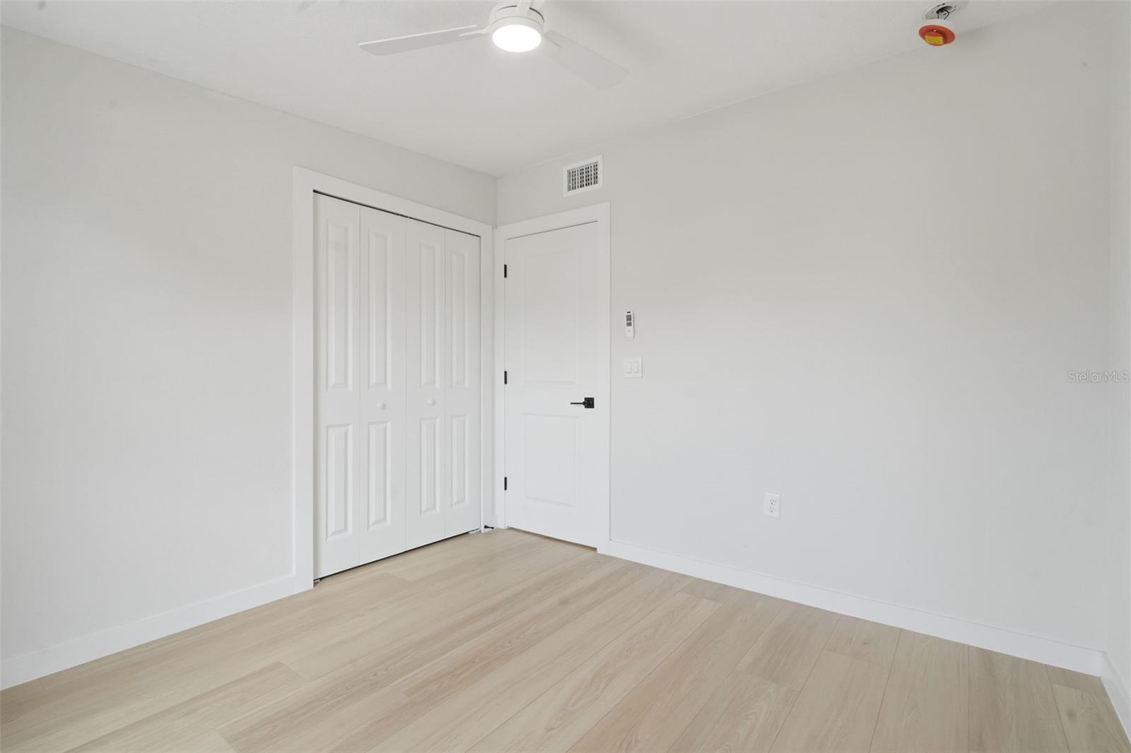 725 LOGAN DR, LONGWOOD, FL, 32750