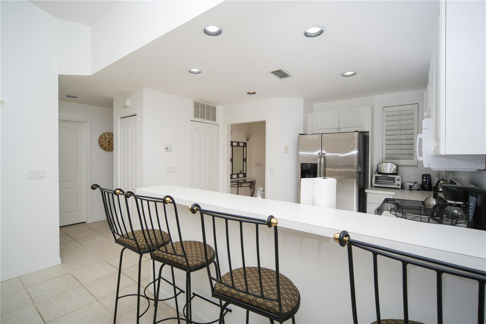 3702 54TH DR W #202, BRADENTON, FL, 34210