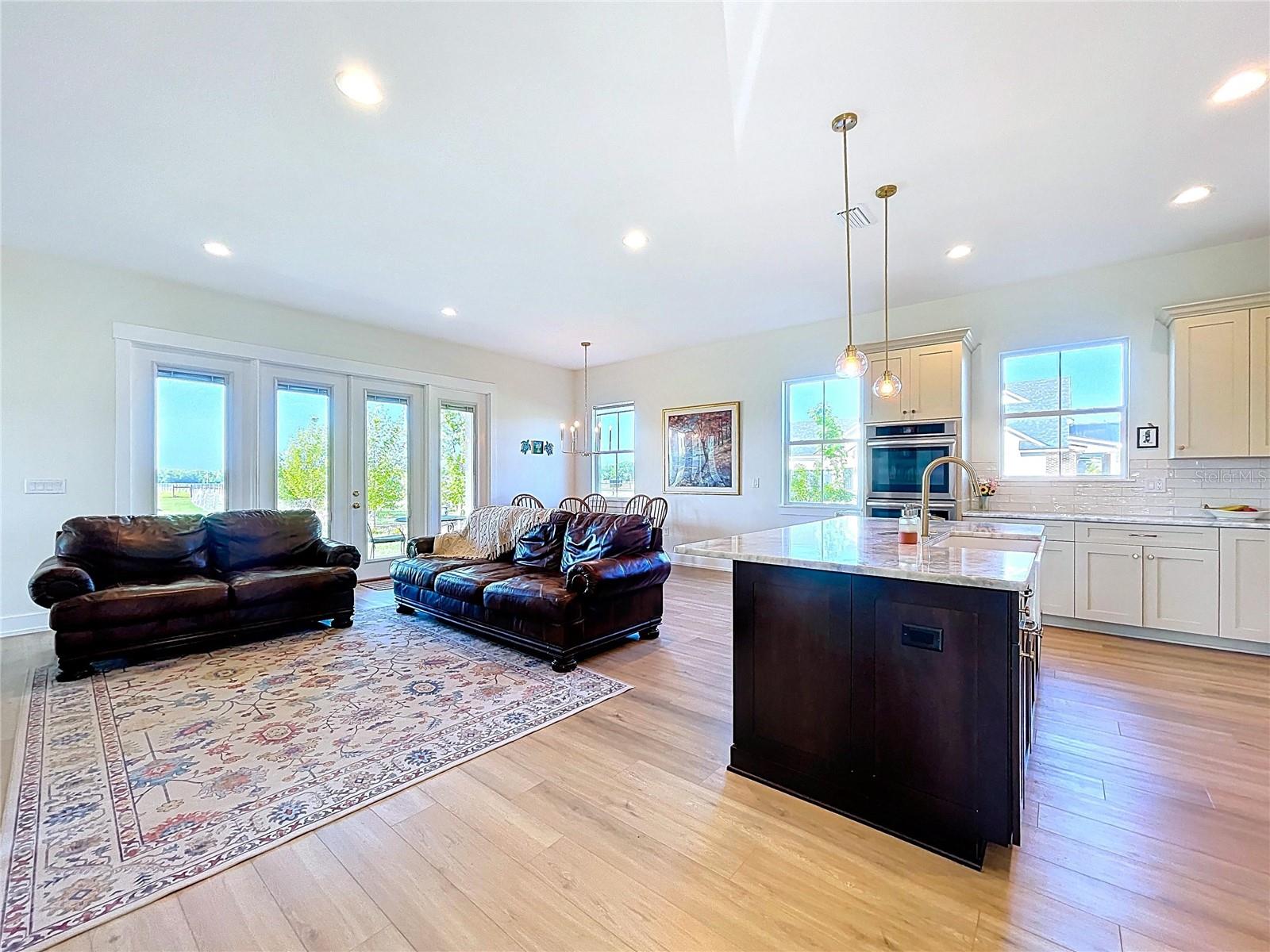 3063 ENGLISH RD, PLANT CITY, FL, 33567