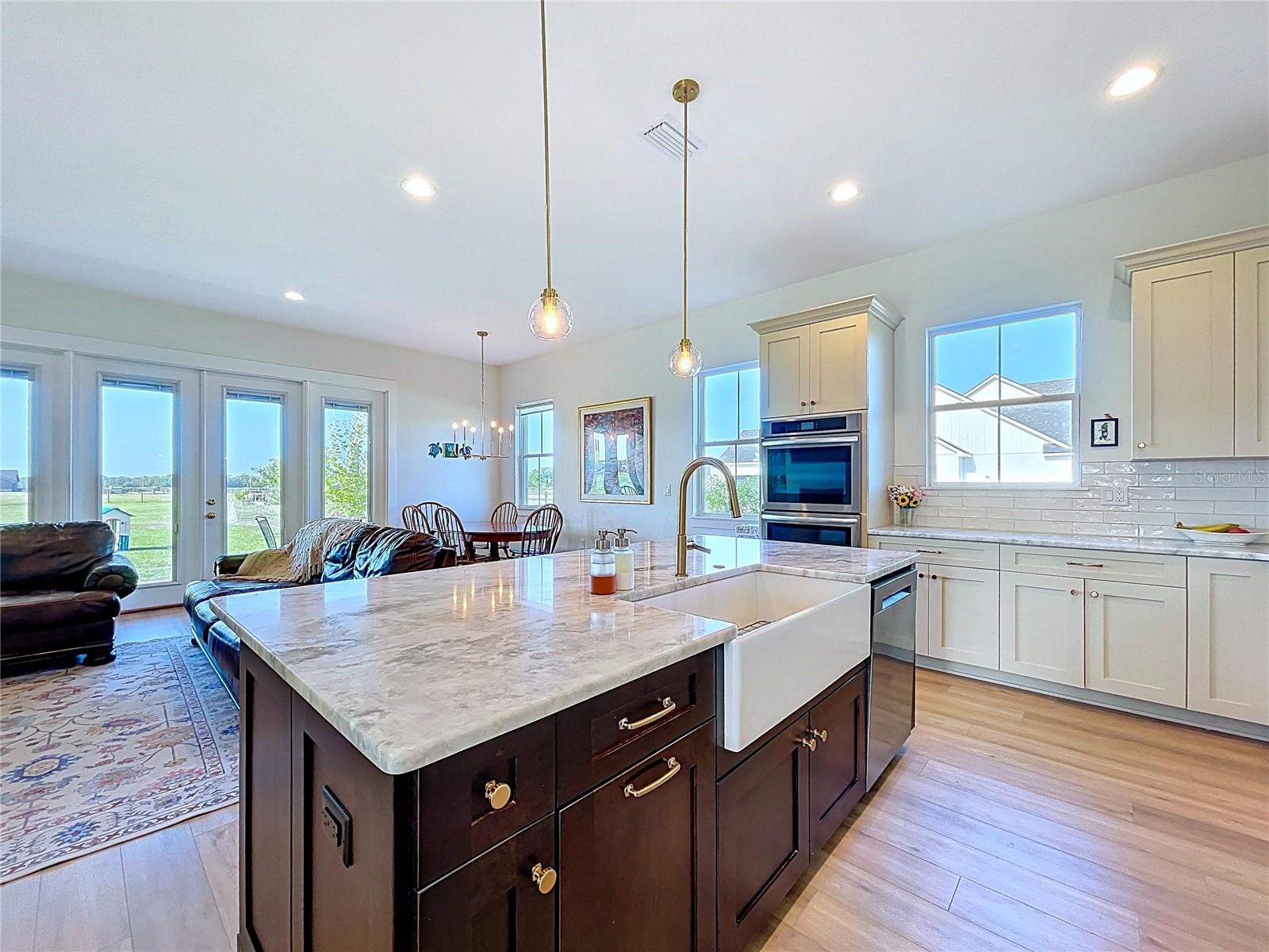 3063 ENGLISH RD, PLANT CITY, FL, 33567