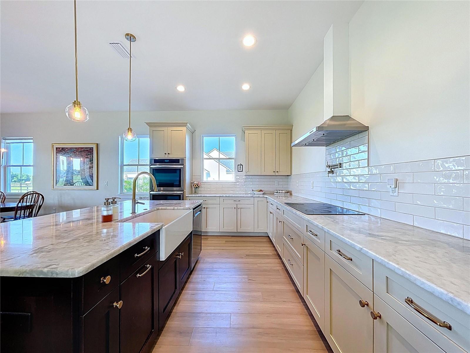 3063 ENGLISH RD, PLANT CITY, FL, 33567