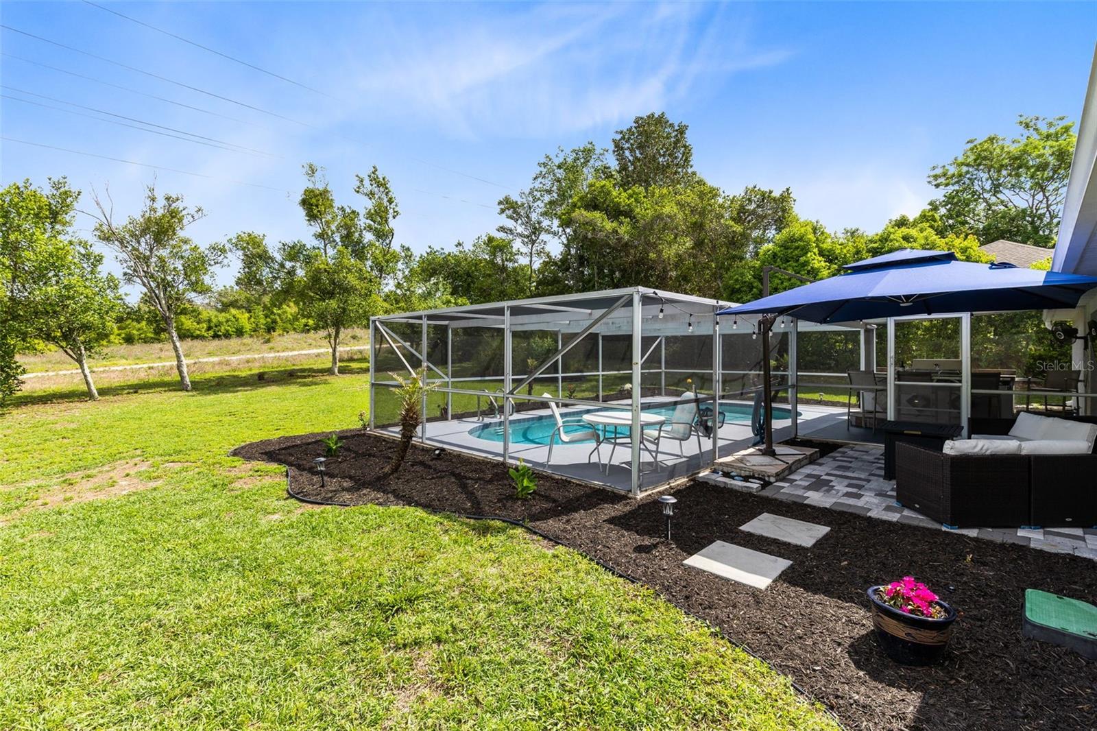 680 N APACHE CIR, DELTONA, FL, 32725