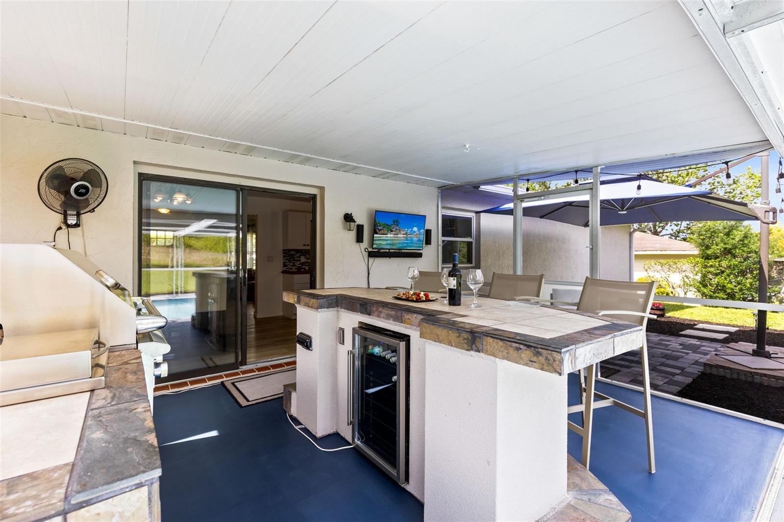 680 N APACHE CIR, DELTONA, FL, 32725